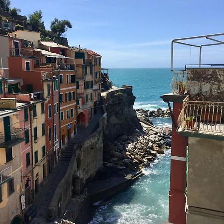Sara Apartment, Comfort And Lateral Sea View Riomaggiore Exterior photo