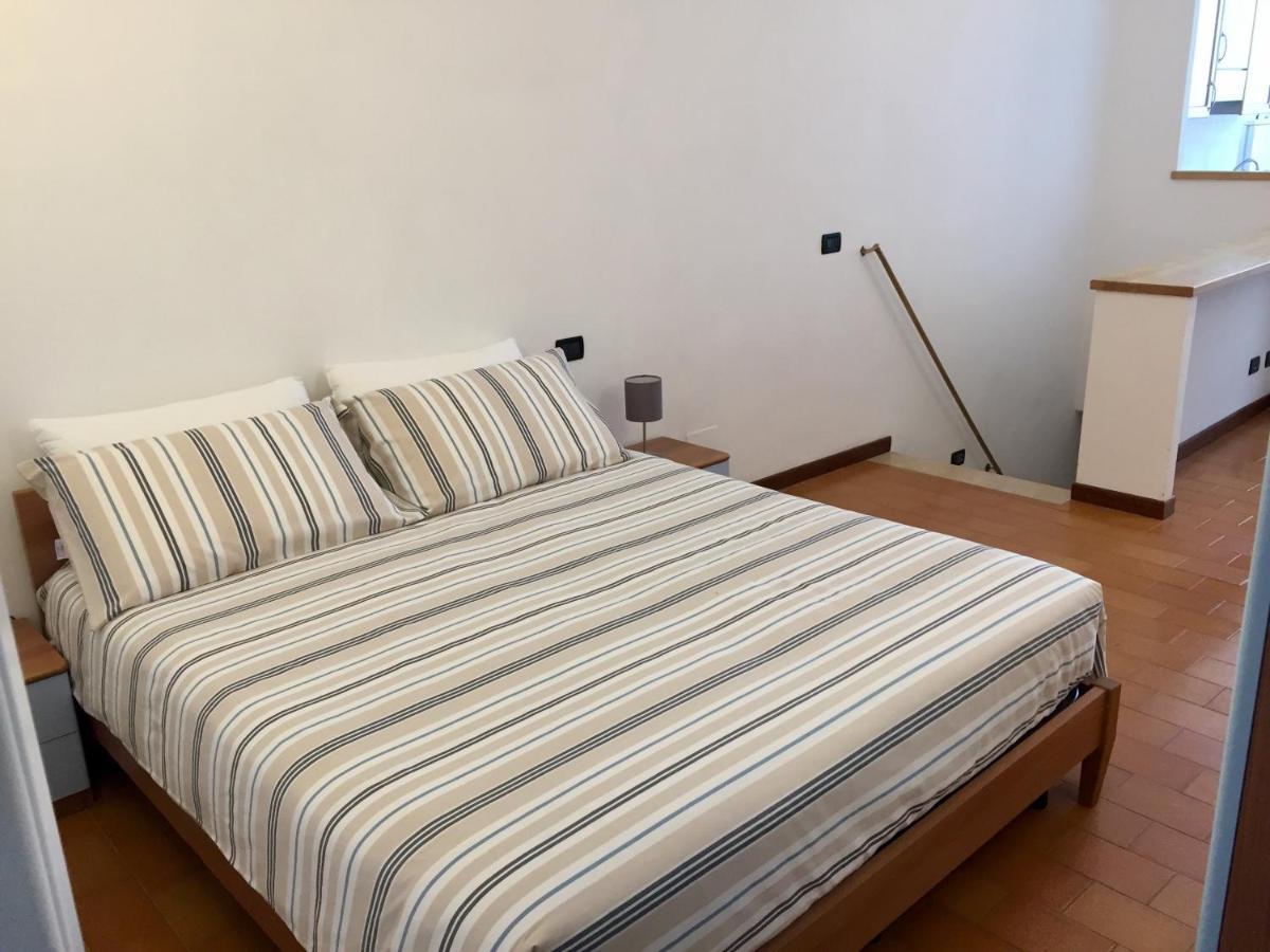 Sara Apartment, Comfort And Lateral Sea View Riomaggiore Exterior photo