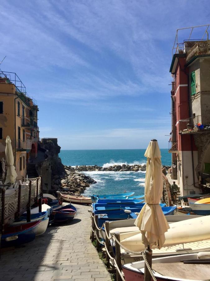 Sara Apartment, Comfort And Lateral Sea View Riomaggiore Exterior photo