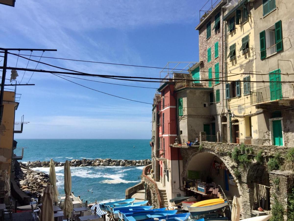 Sara Apartment, Comfort And Lateral Sea View Riomaggiore Exterior photo