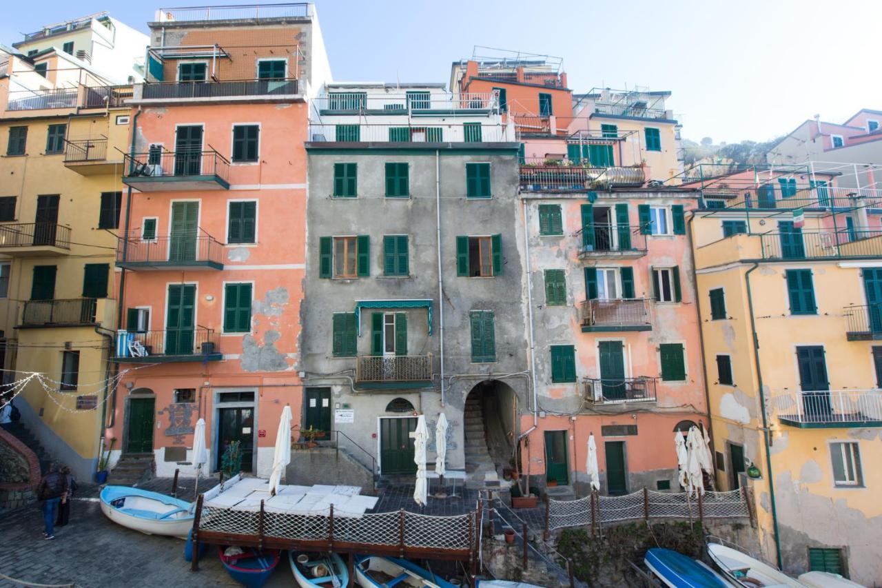 Sara Apartment, Comfort And Lateral Sea View Riomaggiore Exterior photo